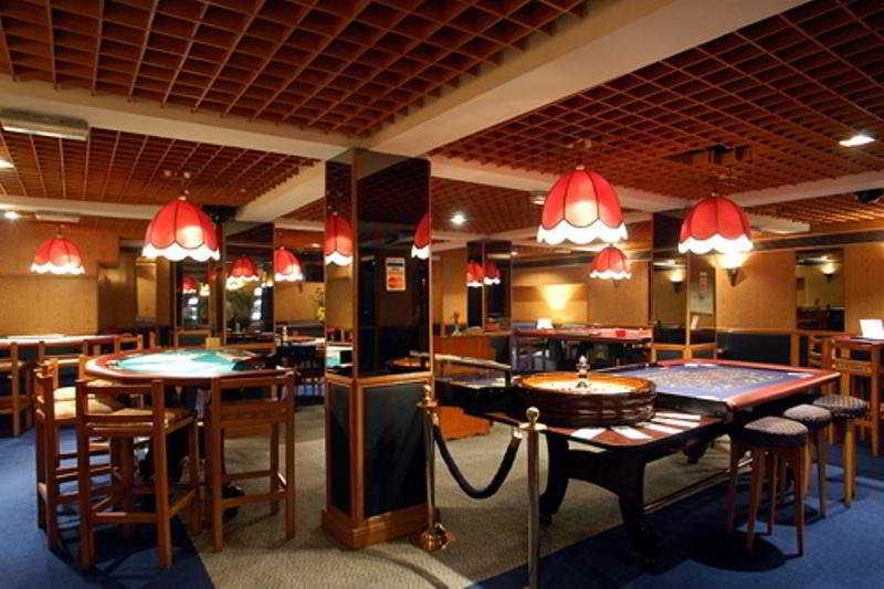 Le Passage & Casino
